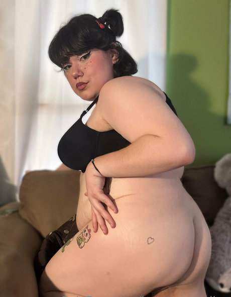 beccamydarling exclusive model img