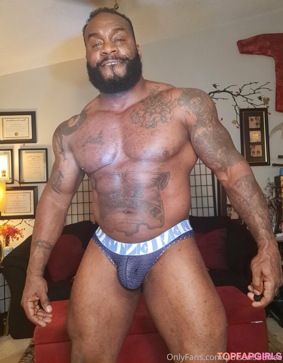 blonde handjob onlyfans xxx picture