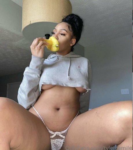 hairy teen pussy onlyfans erotic gallery