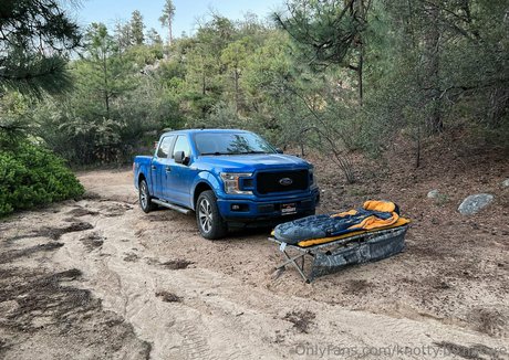 knotty by nature star naked photos