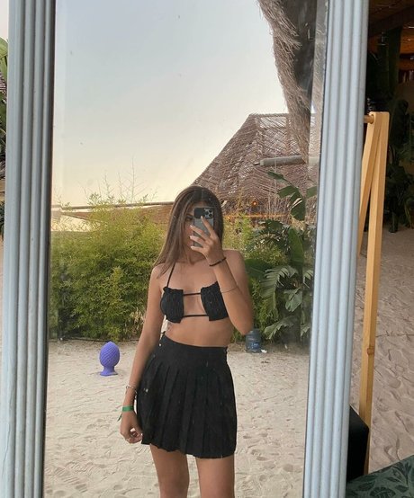 Zeynep Kurubacak pornographic star photo