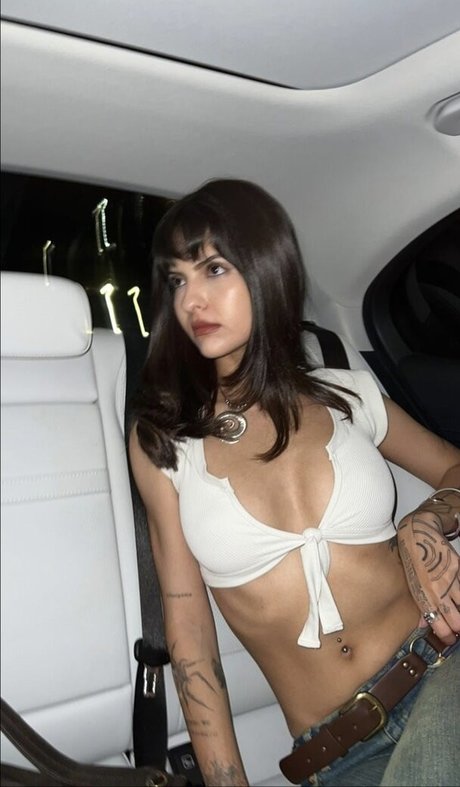 Zeynep Kurubacak model porn images