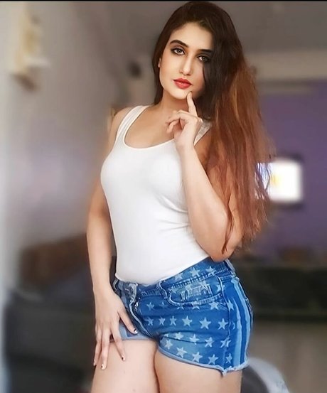 Aniza Hazel naked star picture