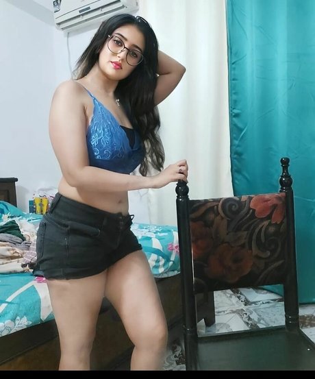 Aniza Hazel model hot pictures