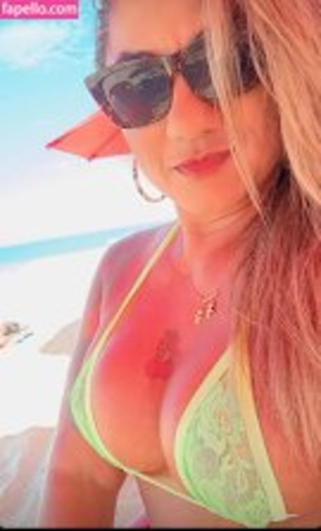 Esther Exhib star sex gallery