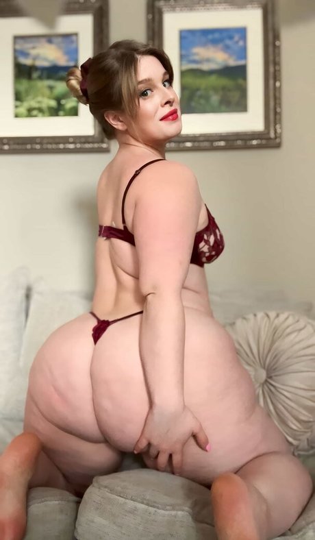 arab pawg onlyfans nude img