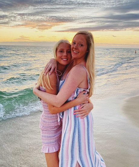 asian petite onlyfans exclusive picture