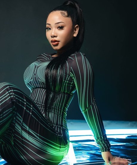 Thailiian erotic pornstar gallery