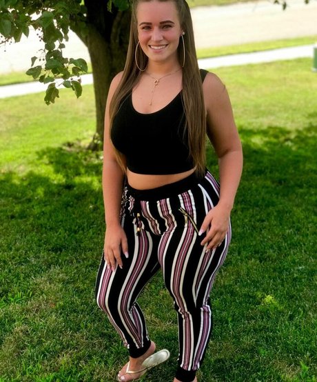 bbw glasses onlyfans beautiful photos