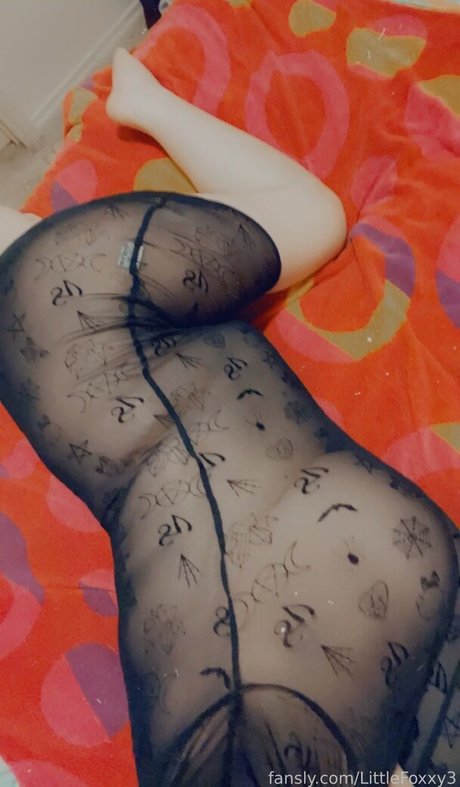 influencer onlyfans erotic pictures