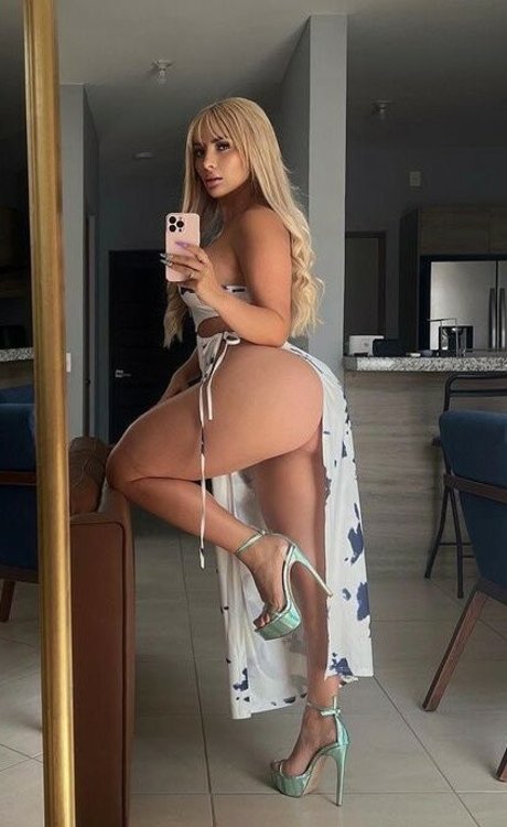 colombian teen onlyfans nudes image