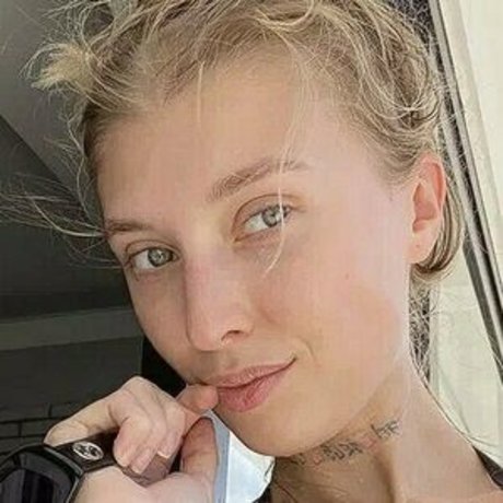 youliakyolner pornstar nice photo