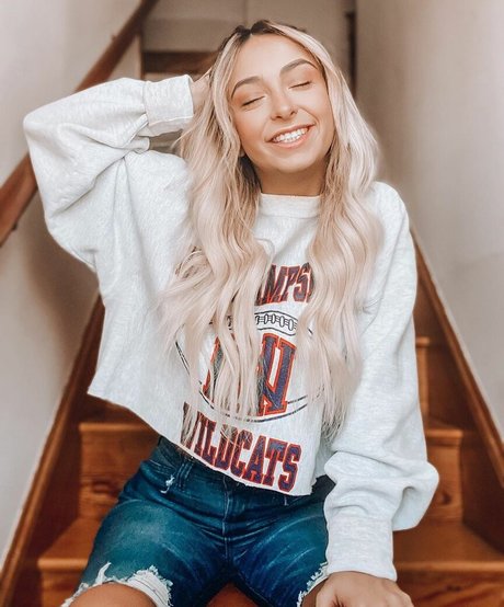 Samantha Copp model art photos