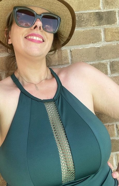 Fly s0uth model naked galleries