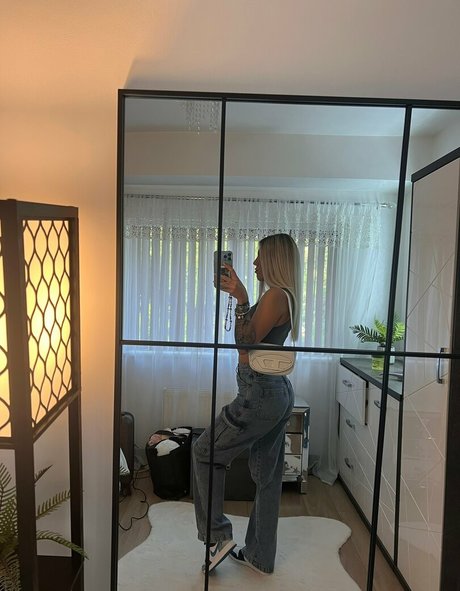 blonde deepthroat onlyfans perfect galleries