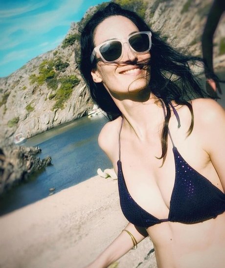 Laetitia Eido pornstar top gallery