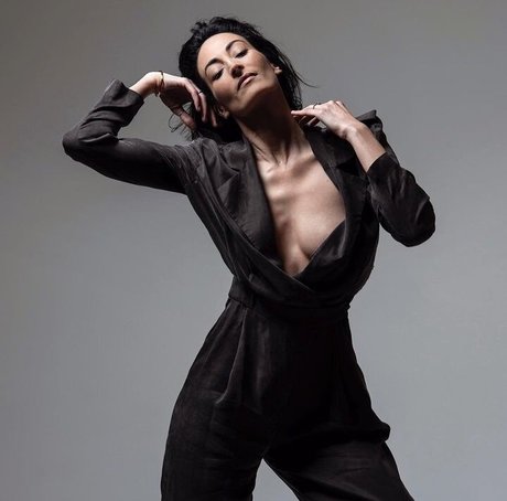 Laetitia Eido pretty actress image