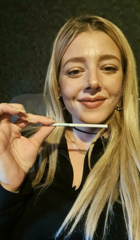 maloryfox sex pornstar img