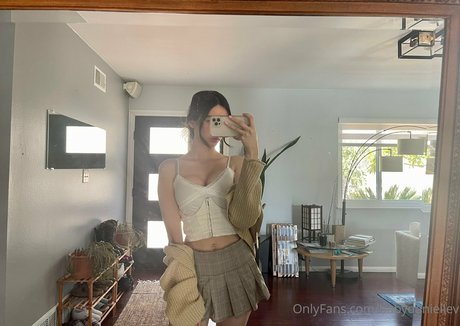 babydaniellev nudes star photos