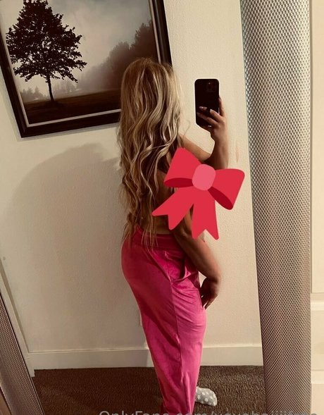 xoxobaiiiifree naked actress pics