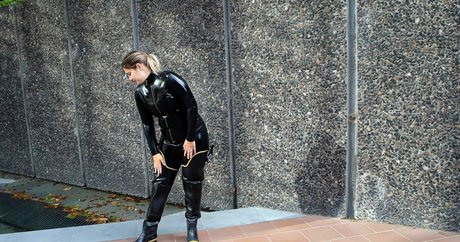 Phee Jameson nude model pic