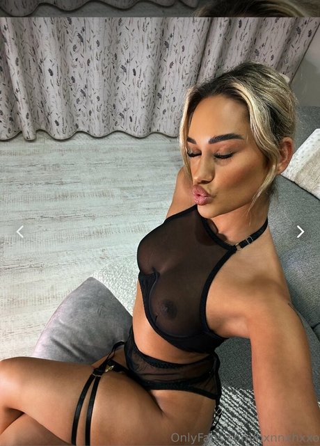 hxnnxhxxo star nudes photo