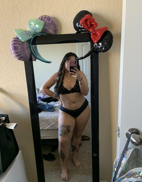 scawee spice porn model image