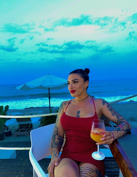 neliagold model xxx galleries