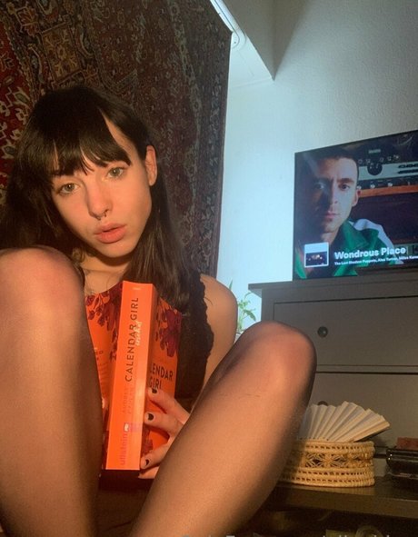 allyalden porn actress pictures