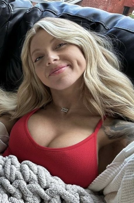 Krissytradio sex star photo