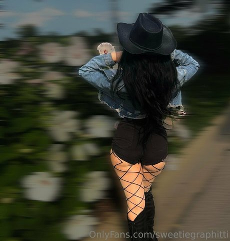 ebony cum onlyfans best pics