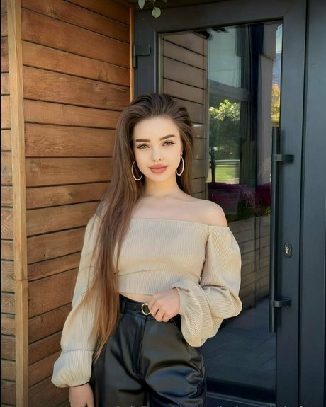 blonde cumshot onlyfans sex images