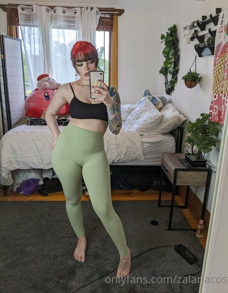 Zalariacos model pretty galleries