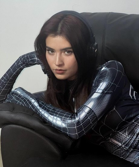 melia cstn hd actress picture