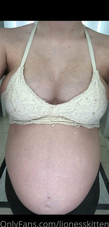 topless beach onlyfans art porn photos