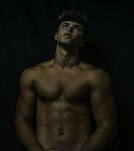 nategarner perfect model pictures