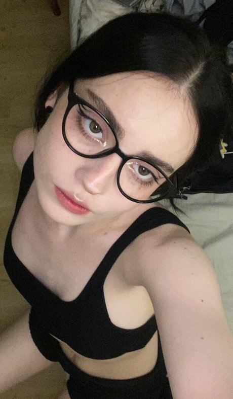 Guzelija pornstar erotic image