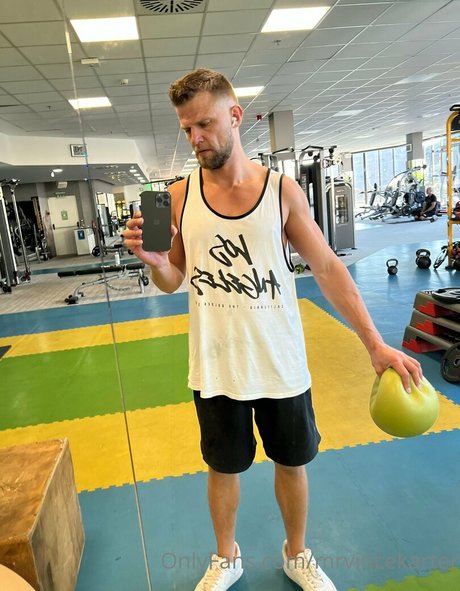 flat onlyfans exclusive archive