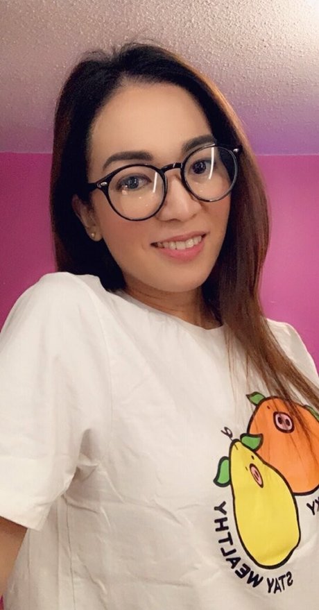 skinny brunette onlyfans beautiful xxx picture