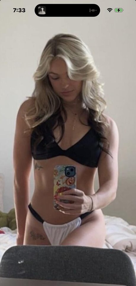 Mandi Bagley pretty model gallery