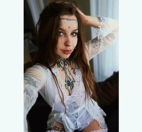 hairy teen pussy onlyfans naked image