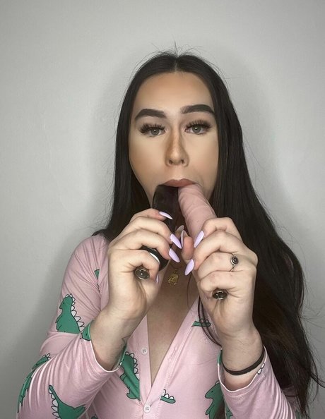 Kay Manuel erotic actress photo