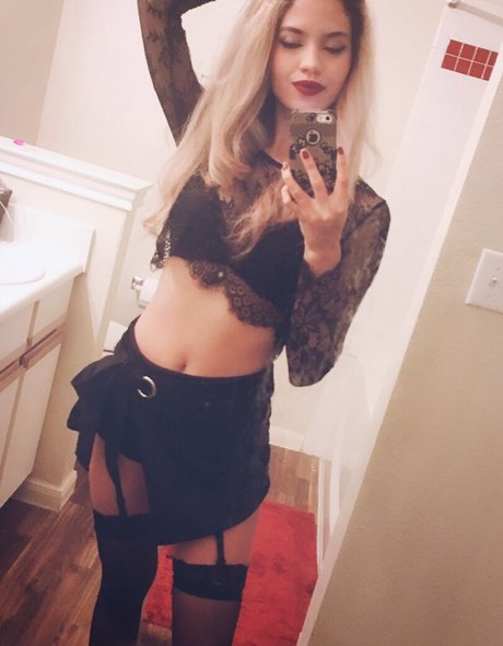 Trickywi nude star pictures