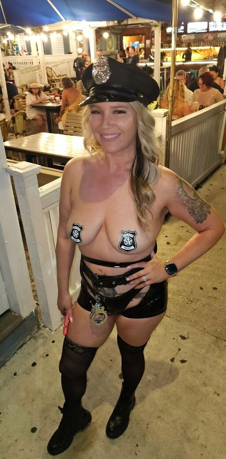 Hotwifejuniper star nude images