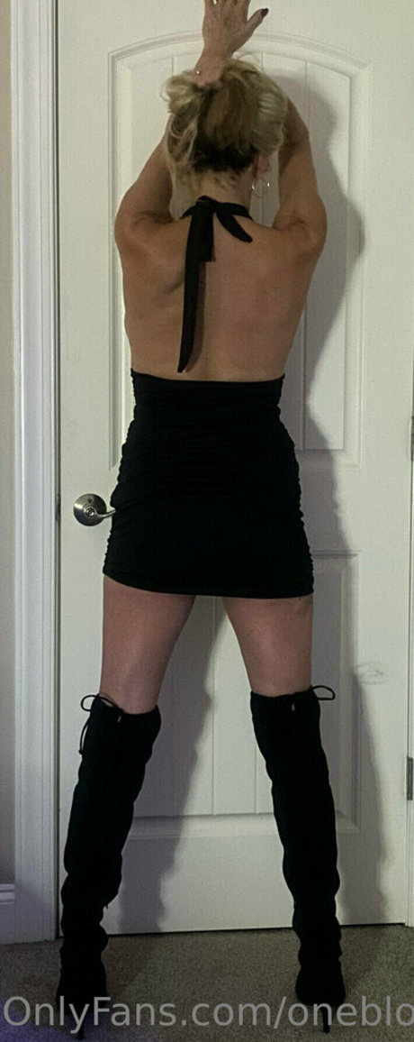 oneblondewife pornstar beautiful pics