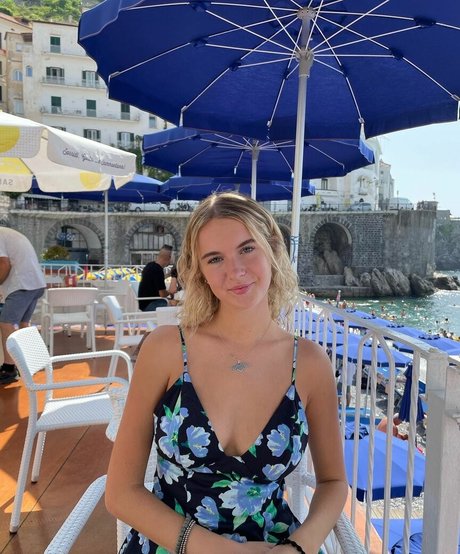 teacher milf onlyfans free naked gallery