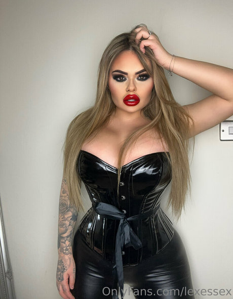 miss lexie x model perfect photo