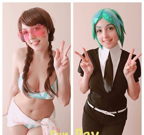 Lucid Dreamer Cosplay sexy star pics