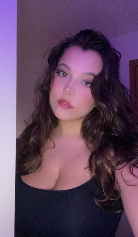 RED Mariana porn model pics