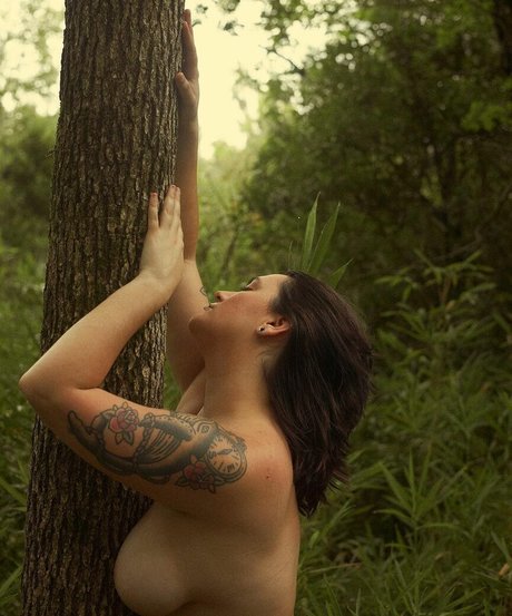 Christian Stout beautiful actress archive